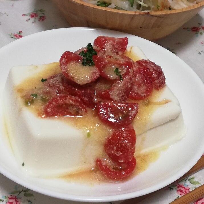 トマトとチーズで簡単イタリアン冷奴